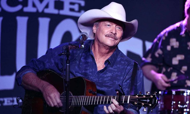 ‘The Older I Get’: When Alan Jackson Returned Revitalized