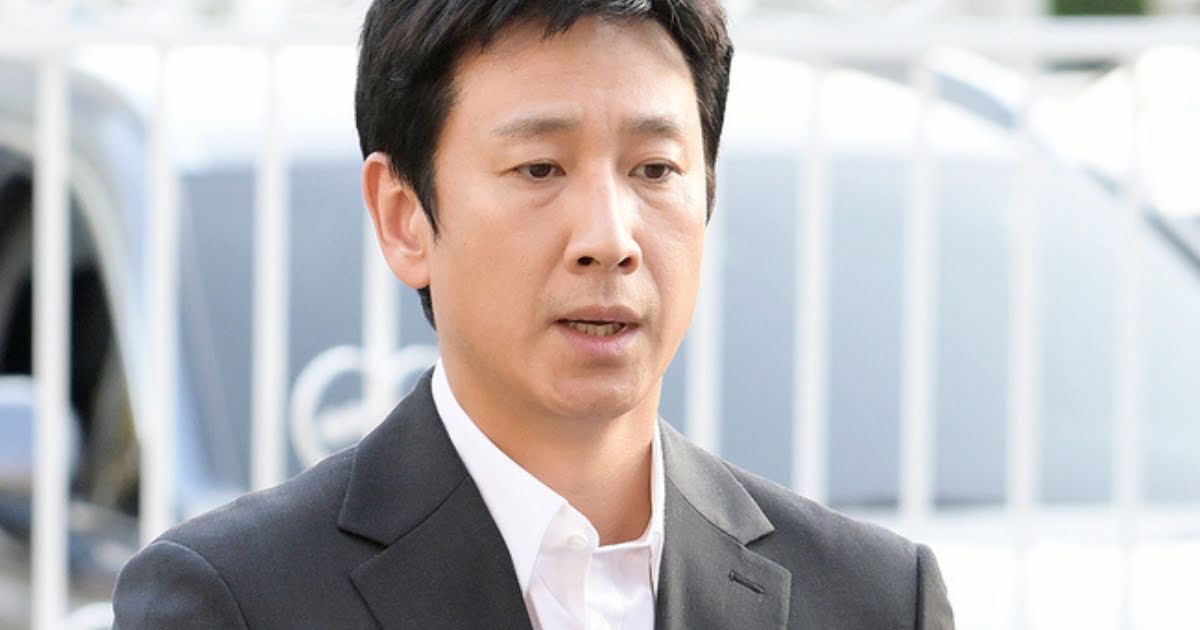 Lee Sun Kyun Makes First Public Appearance Since Drug Abuse Charges