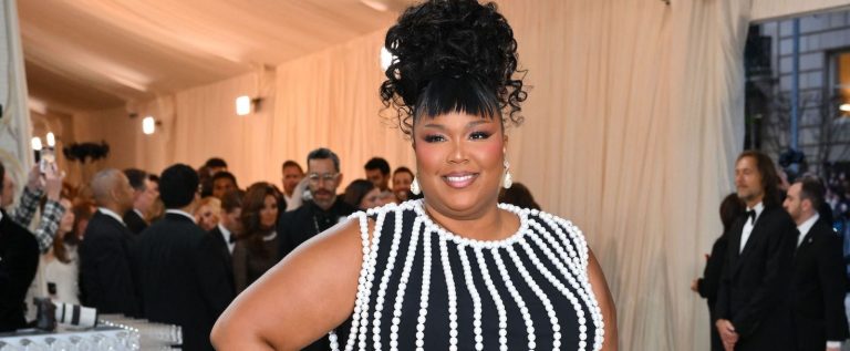 Lizzo Has Reportedly Asked The Courts To Dismiss Sexual Harassment Lawsuit Filed By The Singer’s Former Dancers