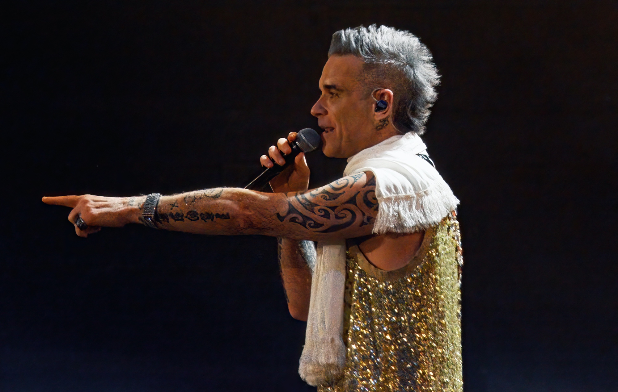 A Robbie Williams pop-up event is coming to London