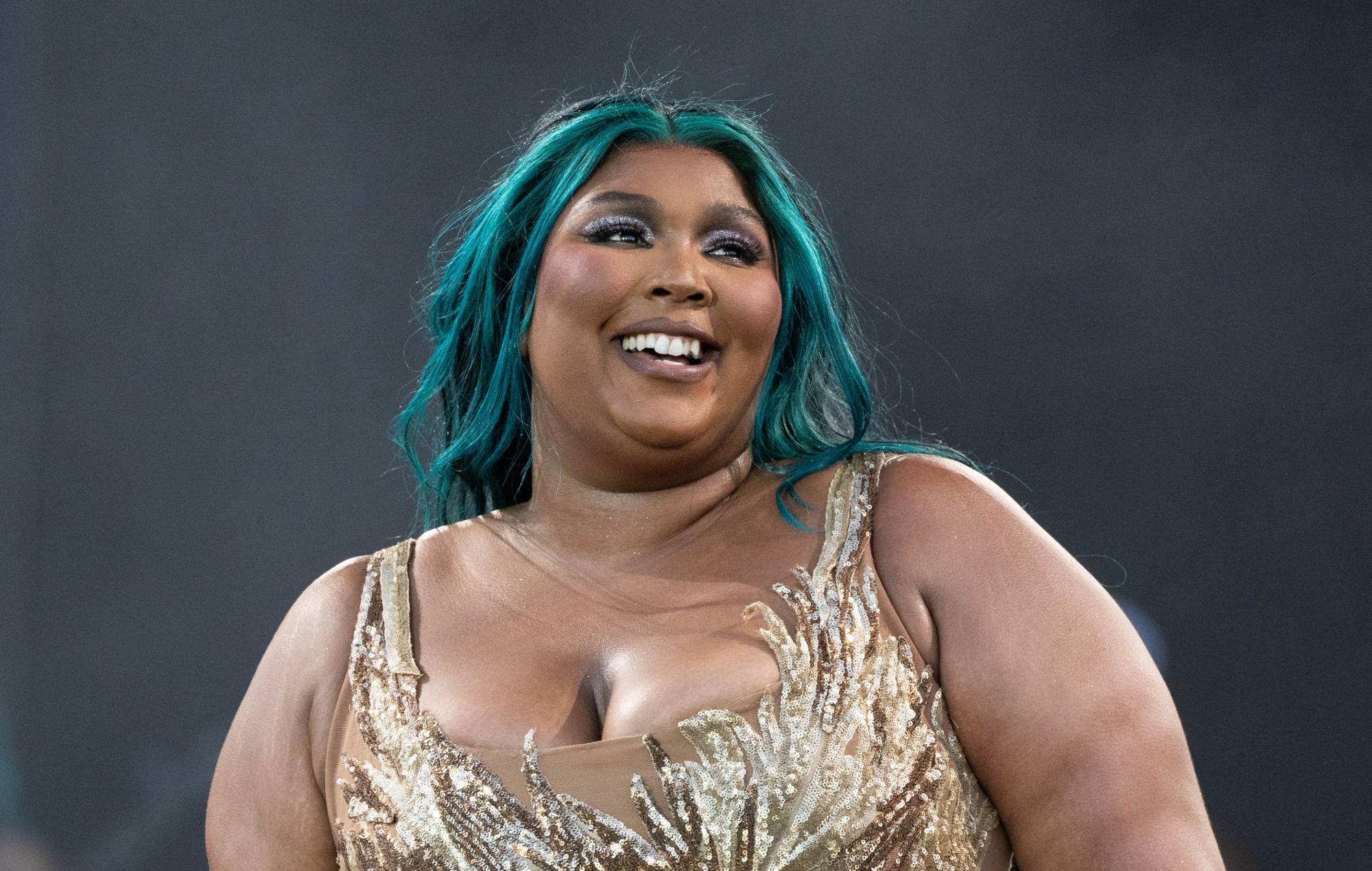 Lizzo asks judge to dismiss “fabricated sob story” against her