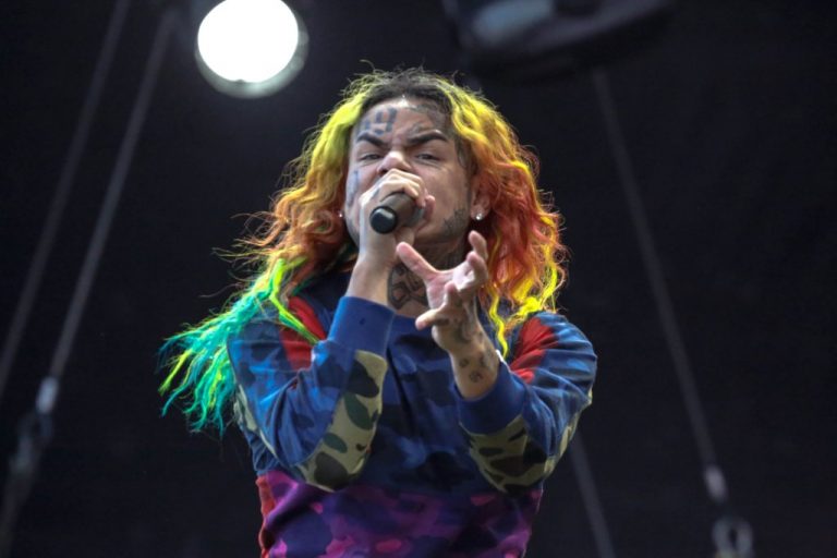 Tekashi 6ix9ine Stuck In Dominican Republic After Catching An Assault Case