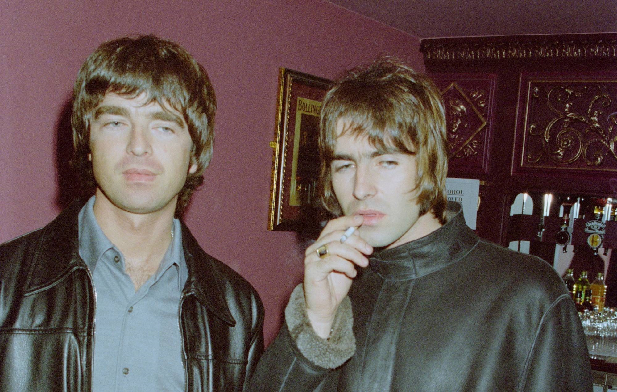 Oasis on course for ninth UK Number One album with ‘The Masterplan’ reissue
