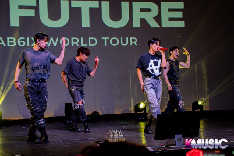 [K-Exclusive]: AB6IX Kicks Off [The Future] Headlining Tour in Chicago