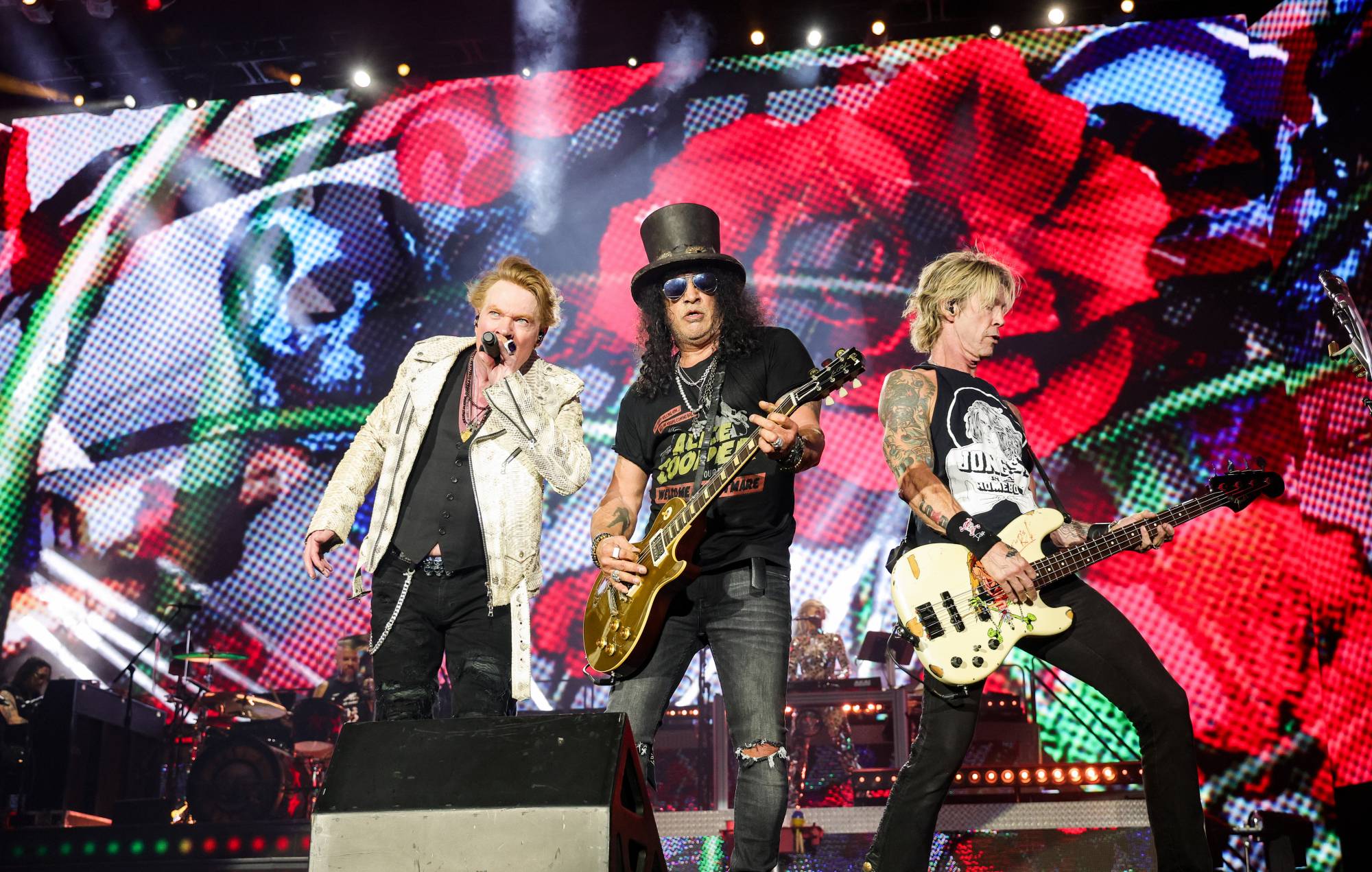 Watch Guns N’ Roses debut ‘The General’ live in Los Angeles