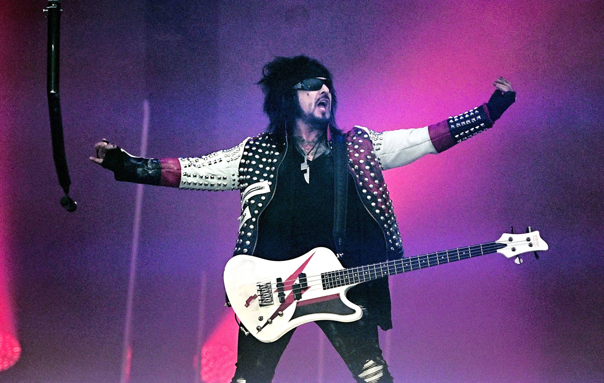 Mötley Crüe’s Nikki Sixx issues statement after multiple stalker incidents