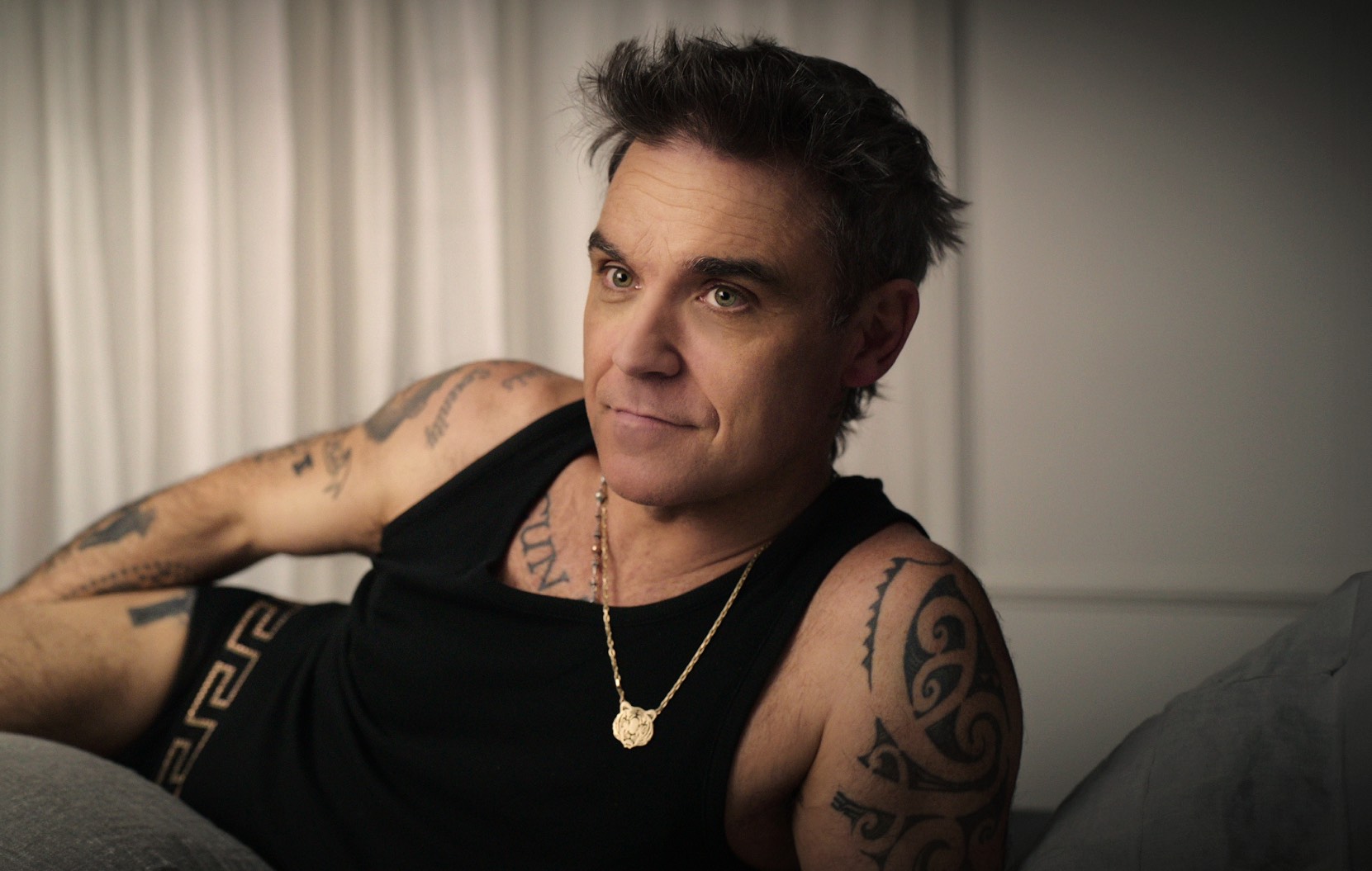 Robbie Williams explains why he didn’t consult with Gary Barlow about Netflix doc