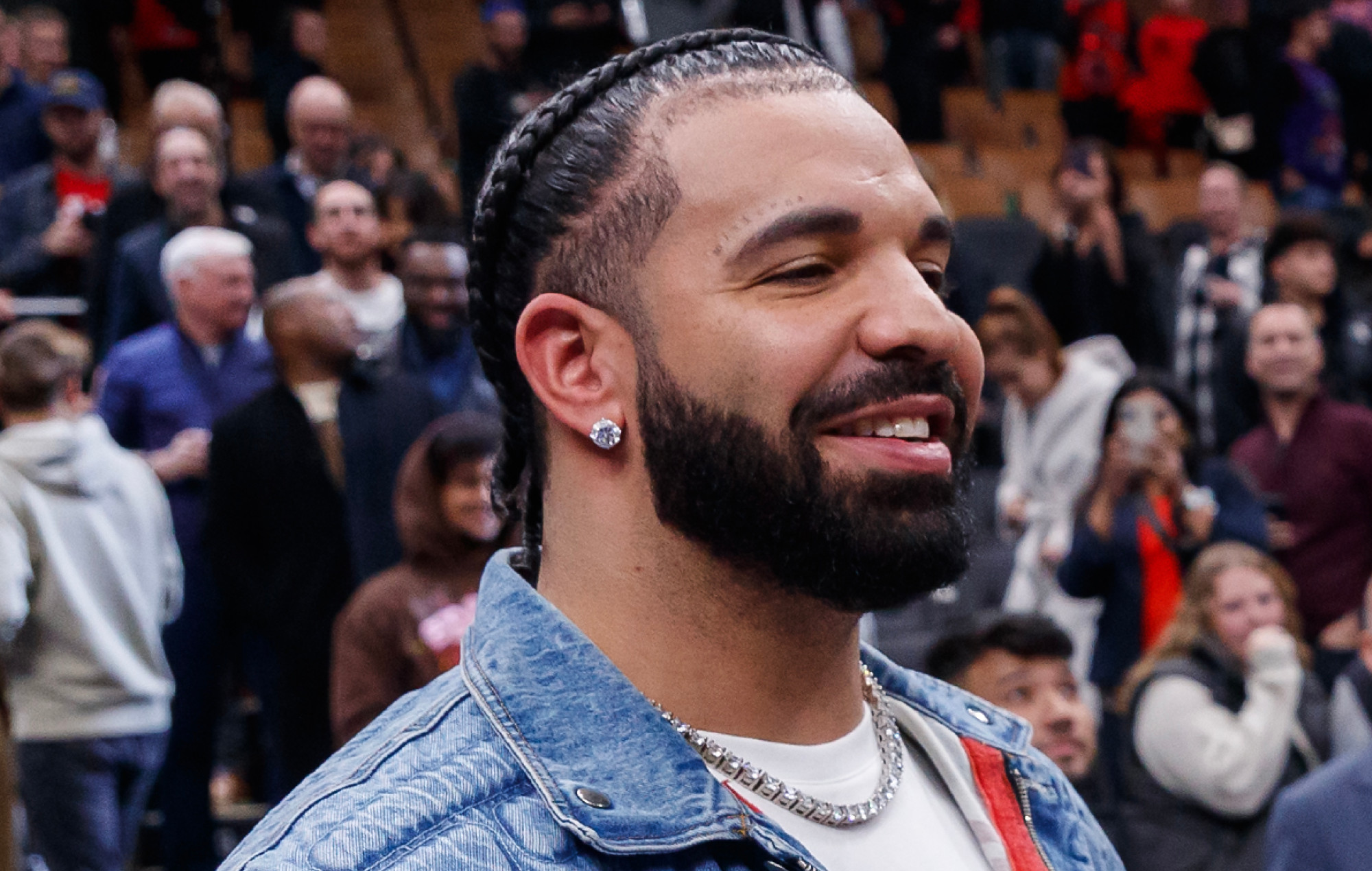 Here’s everyone Drake mentions on ‘Scary Hours 3’