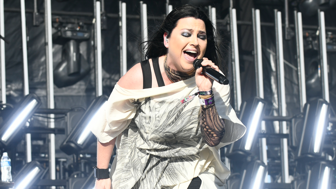 Evanescence’s Amy Lee: “50 Cent hates my guts”