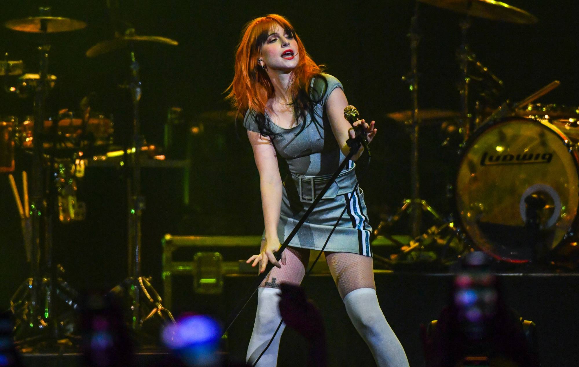 Paramore’s Hayley Williams responds to repeated on-stage technical problems: “Somebody’s getting fired”