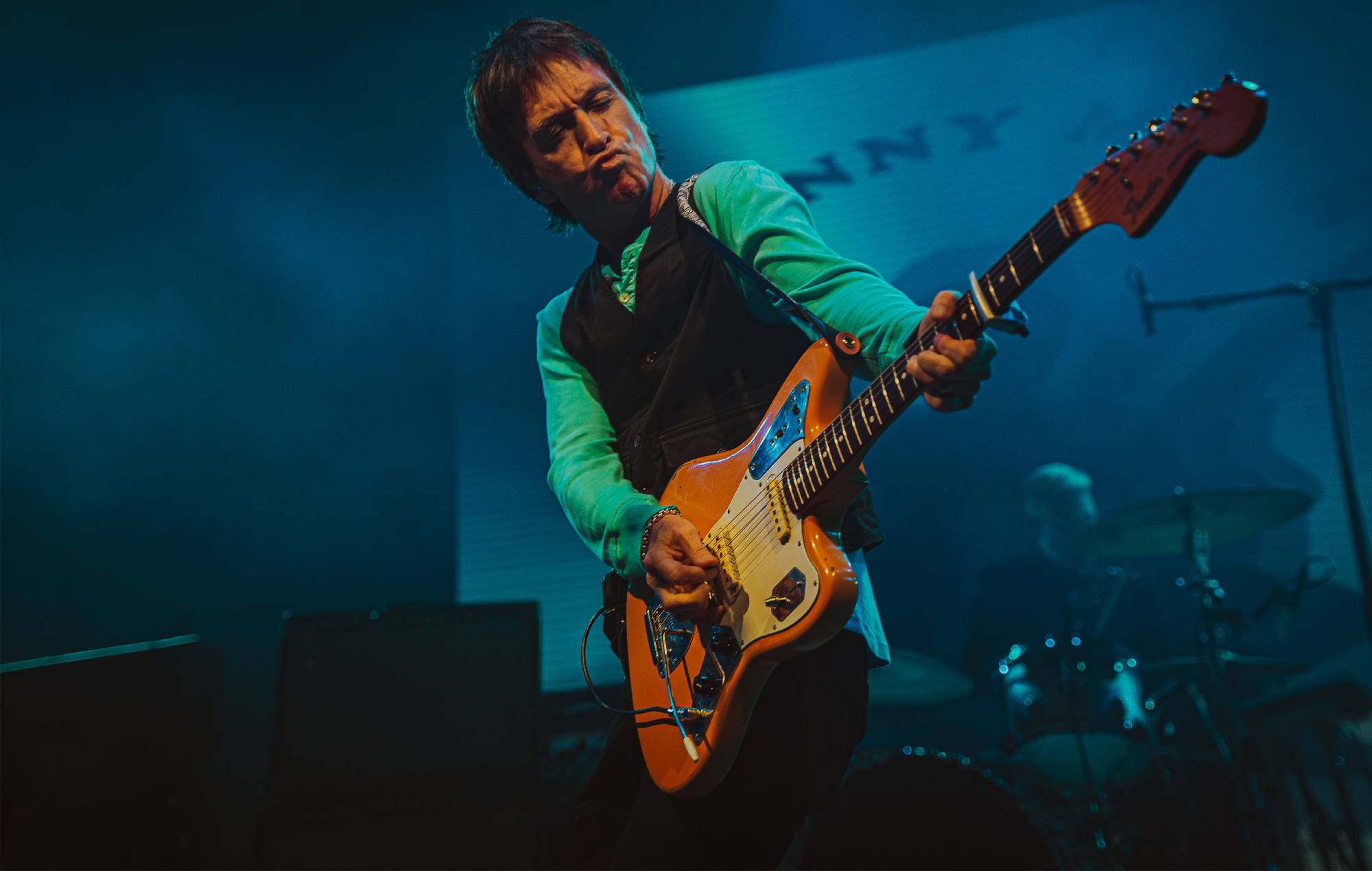 Johnny Marr believes chi “life force” haunts his guitars: “It’s a definite, valid thing”