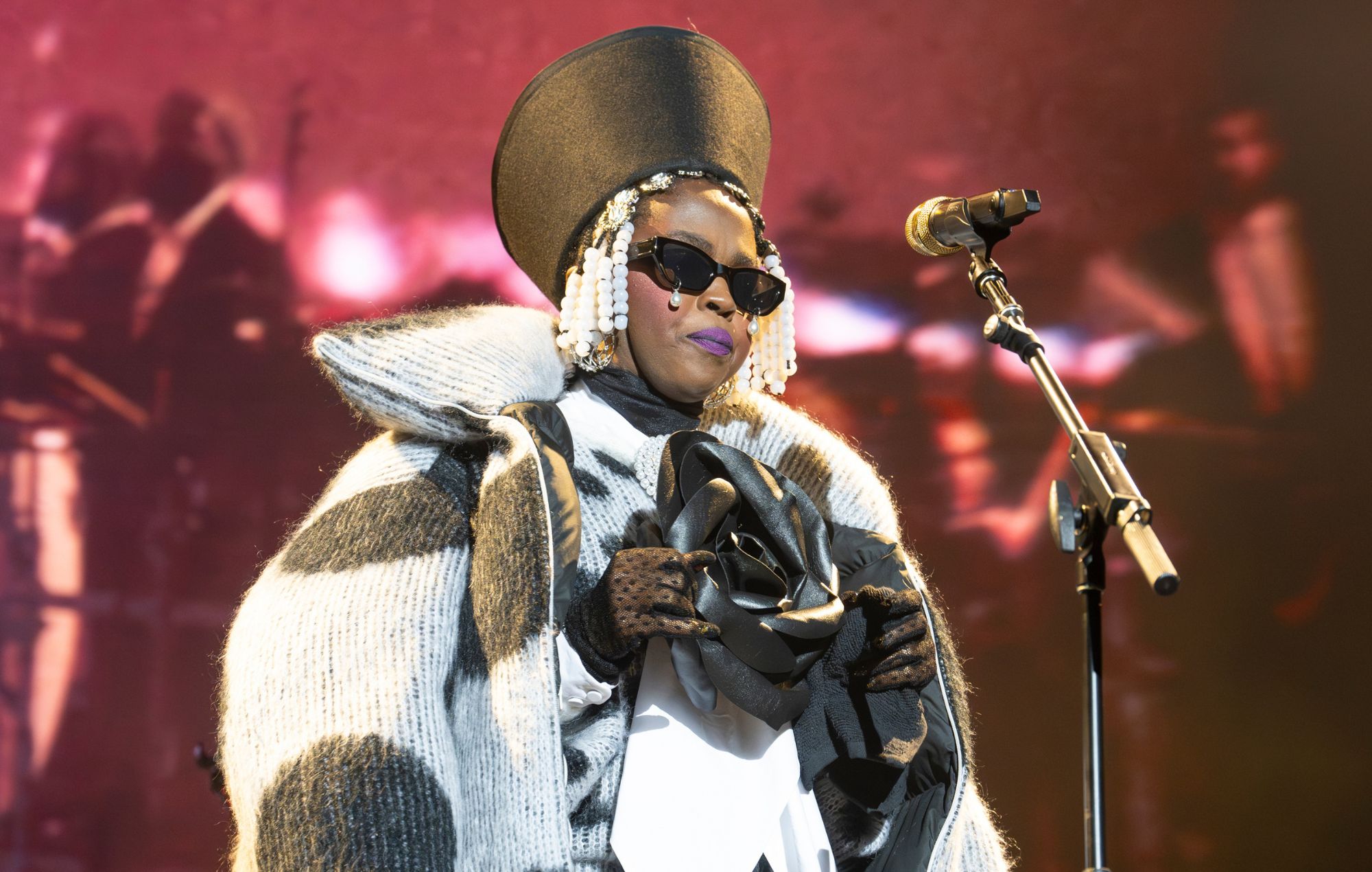 Lauryn Hill postpones tour with Fugees due to “serious vocal strain”