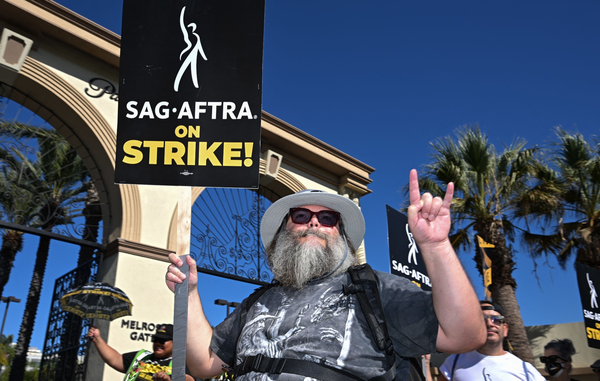 Actors’ strike ends as SAG-AFTRA and studios agree to deal, Hollywood reacts