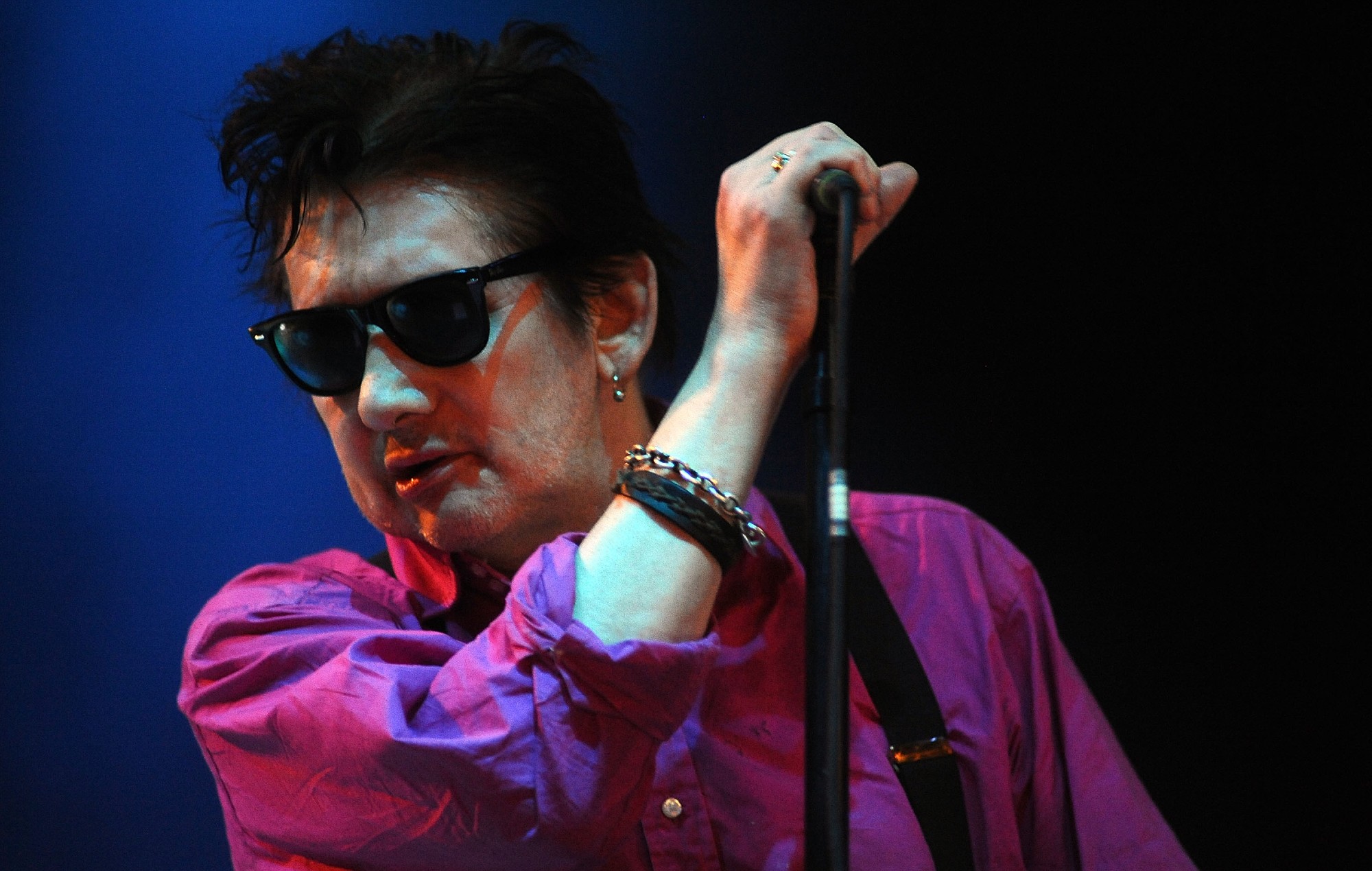 Shane MacGowan’s wife shares “terrifying fears of loss” as Pogues bandmates visit icon in hospital