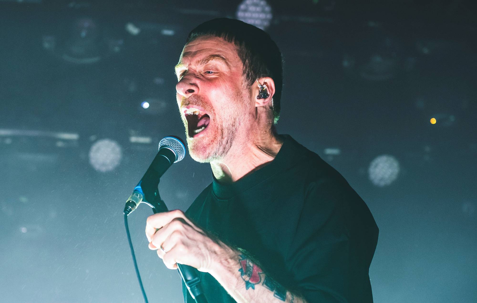Sleaford Mods cut gig short after Palestinian flag thrown on stage: “Don’t ask me to pick sides”