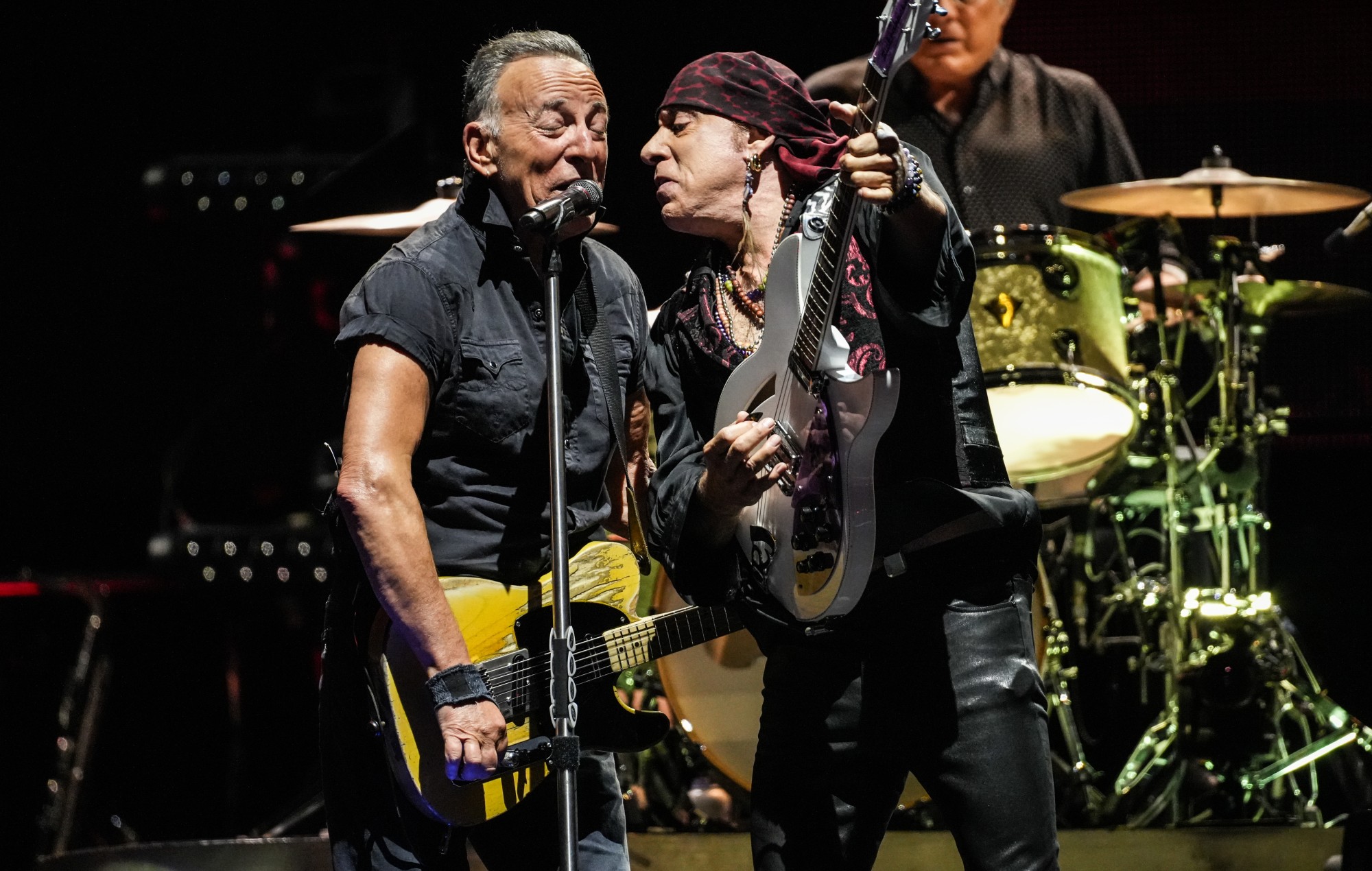 Steven Van  Zandt says Bruce Springsteen is “in great shape” amid peptic ulcer disease recovery