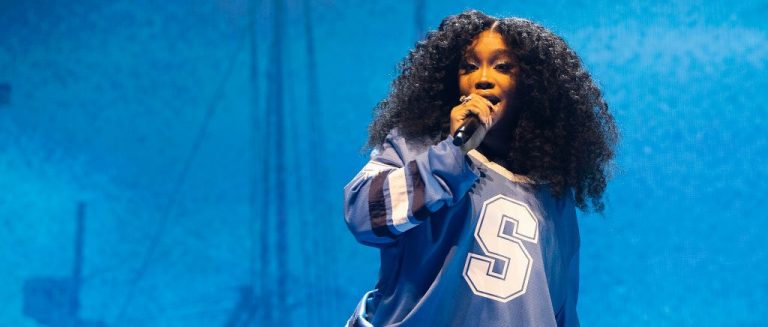 SZA, Paramore, And Blink-182 Will Headline Lollapalooza Brasil’s 2024 Festival