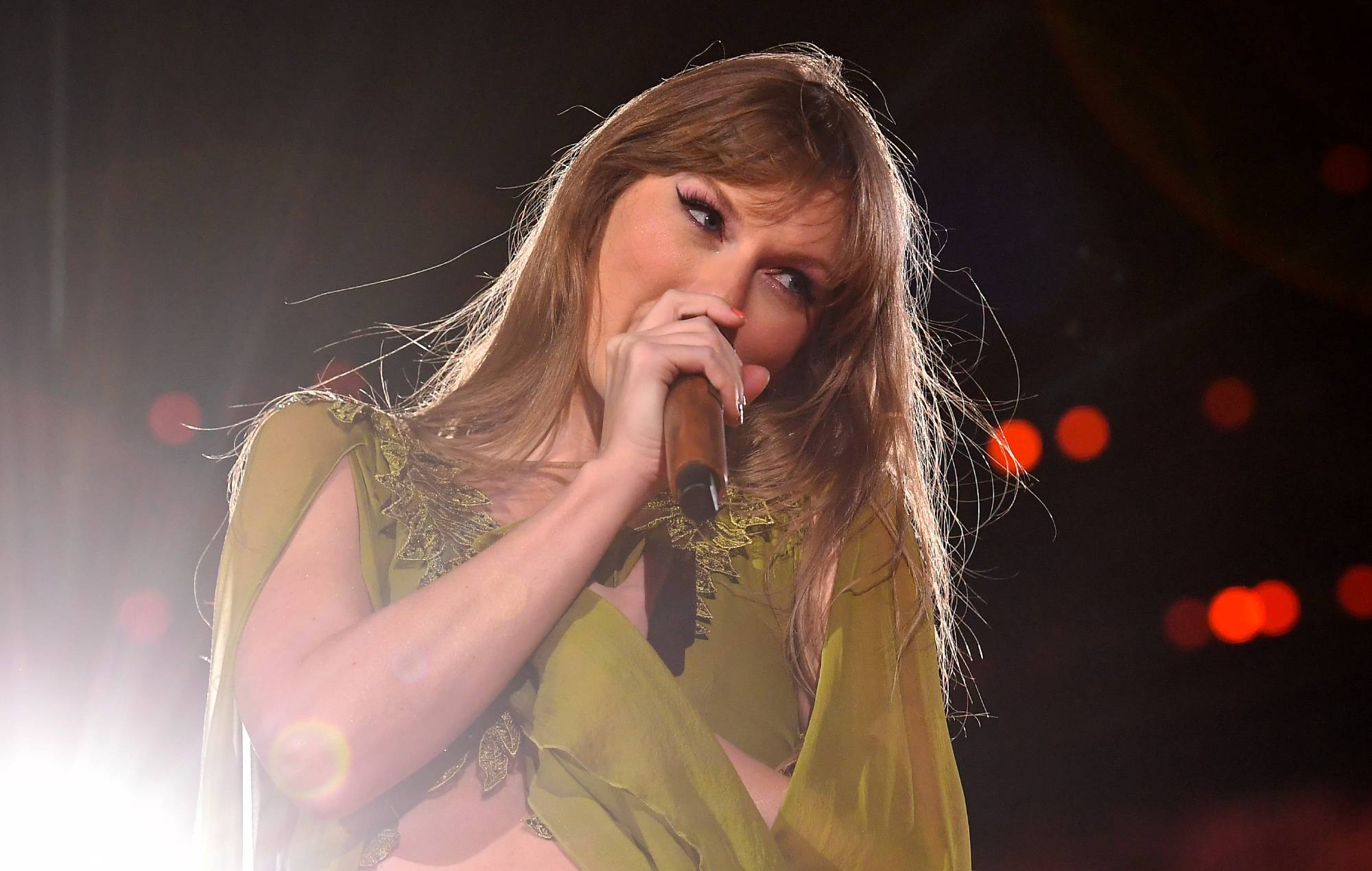 Taylor Swift’s music temporarily banned in Philadelphia ahead of Travis Kelce game