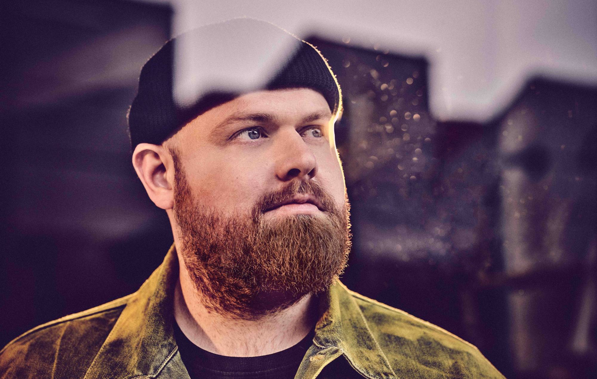 Tom Walker announces second album ‘I Am’ and tackles anxieties on single ‘Freaking Out’