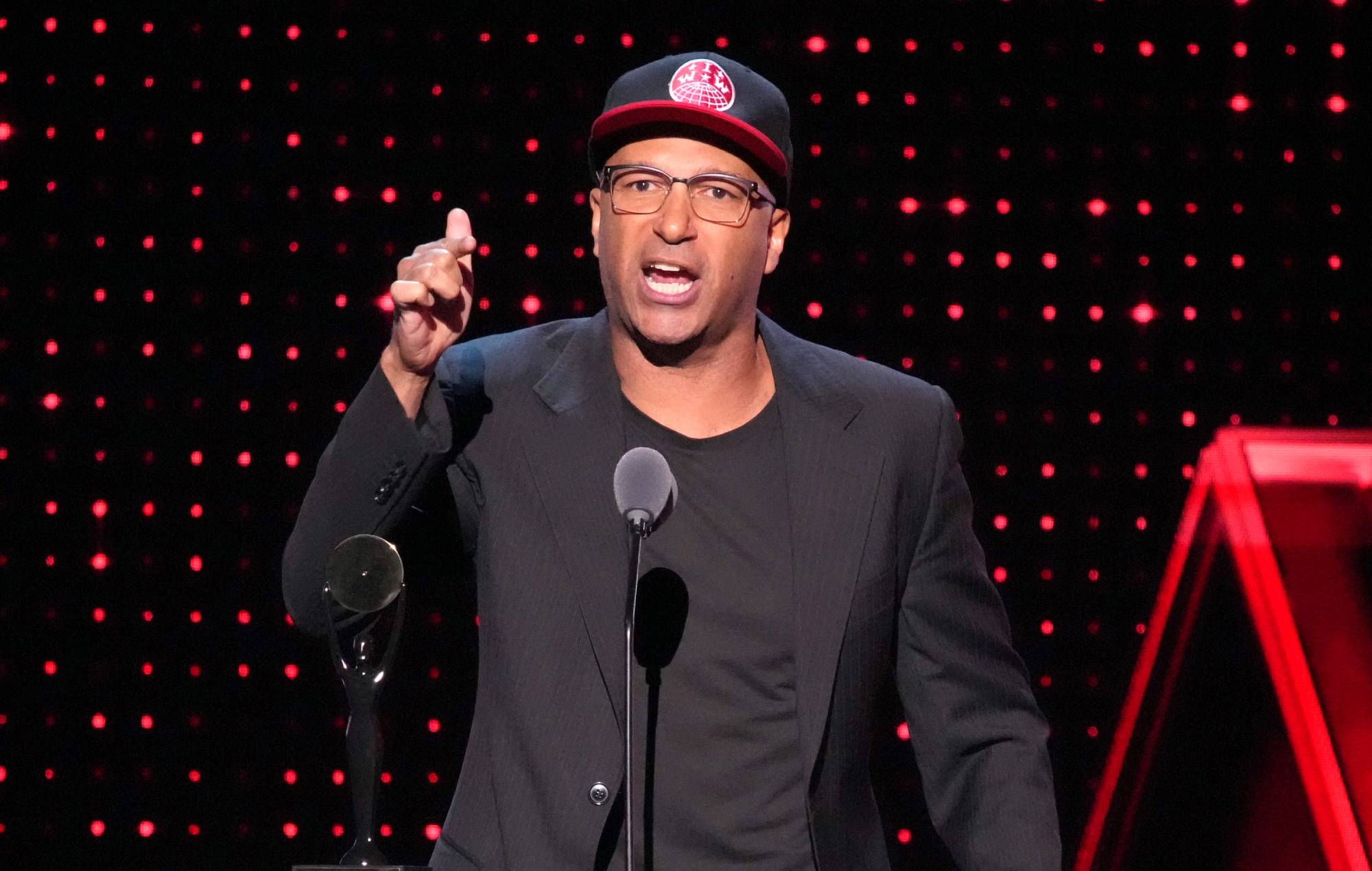 Tom Morello accepts Rage Against the Machine’s Hall of Fame induction alone