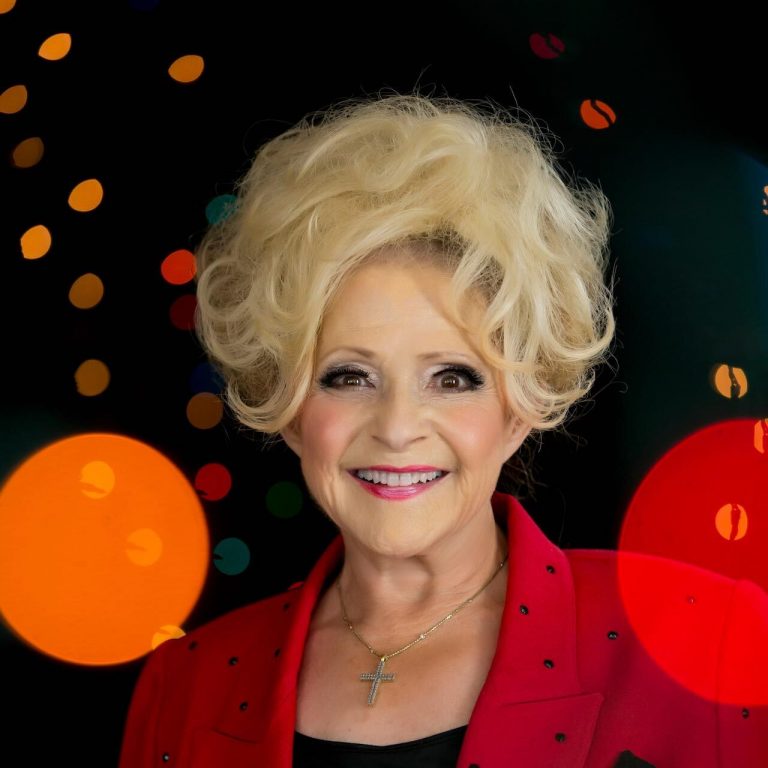 Brenda Lee’s ‘Rockin’ Around The Christmas Tree’ Hits No.1 For First Time