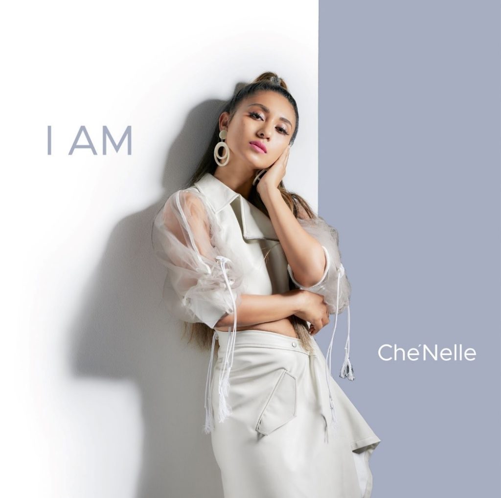 Che’Nelle makes her comeback with a new song with Japanese lyrics, her first in six years. If you’re having a day that didn’t go well, listen to this song!