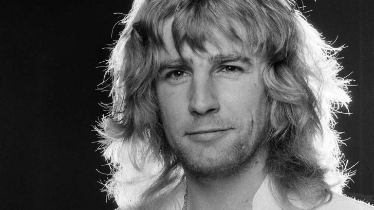 “Some people said that seeing the band again made their lives complete”: Remembering Status Quo’s Rick Parfitt