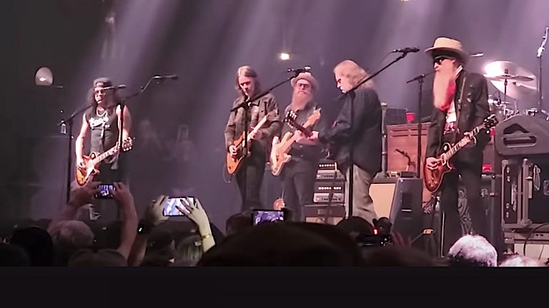 Watch Slash, ZZ Top’s Billy Gibbons and Myles Kennedy join Gov’t Mule onstage for an epic cover of Lynynrd Skynyrd classic Simple Man