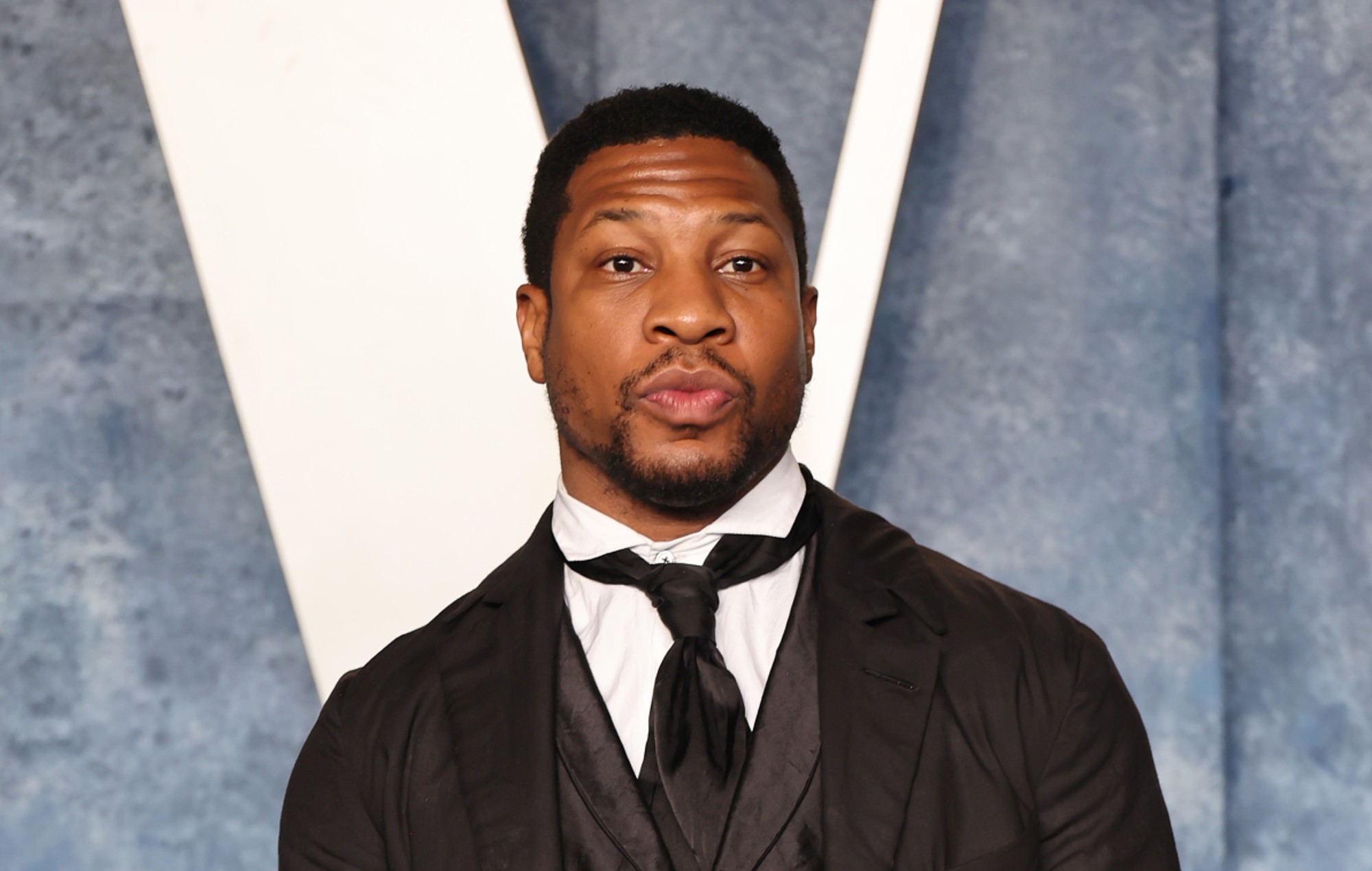 Jonathan Majors threatened to kill himself in newly-released text messages from assault trial