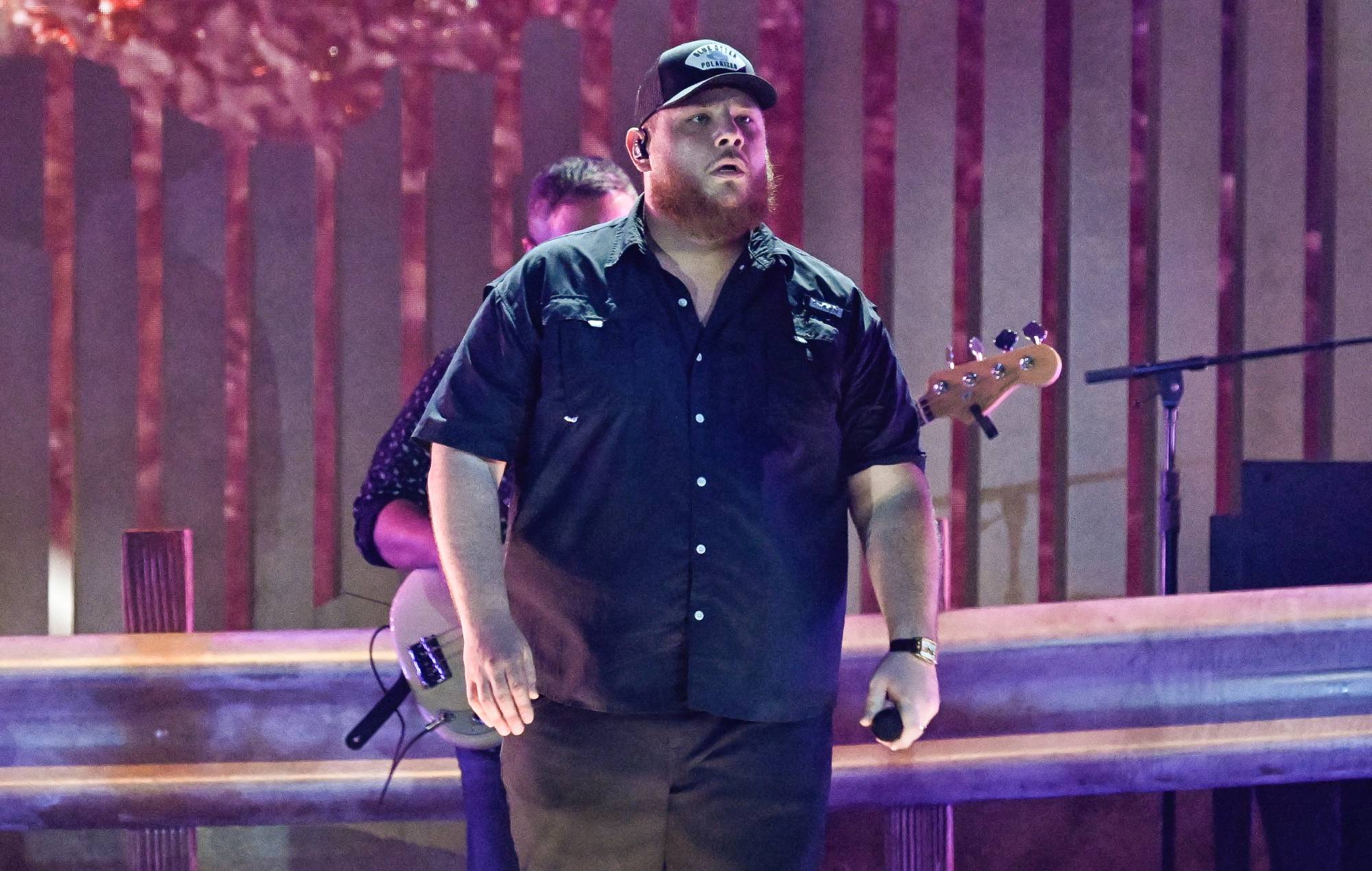 Luke Combs helps fan he unknowingly sued for $250,000