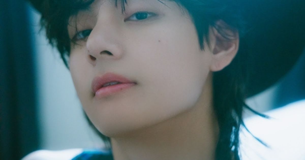 Fans Praise BTS’s V For His Recent Promotion In The Military