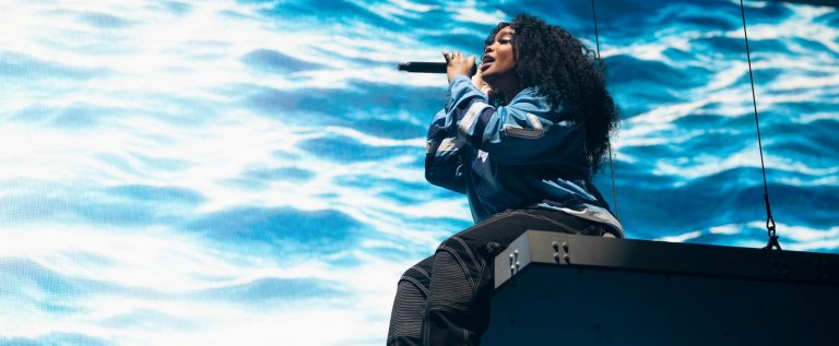 SZA Has An Explanation For Why Her Verse On Drake’s ‘For All The Dogs’ Might Be Tough To Understand