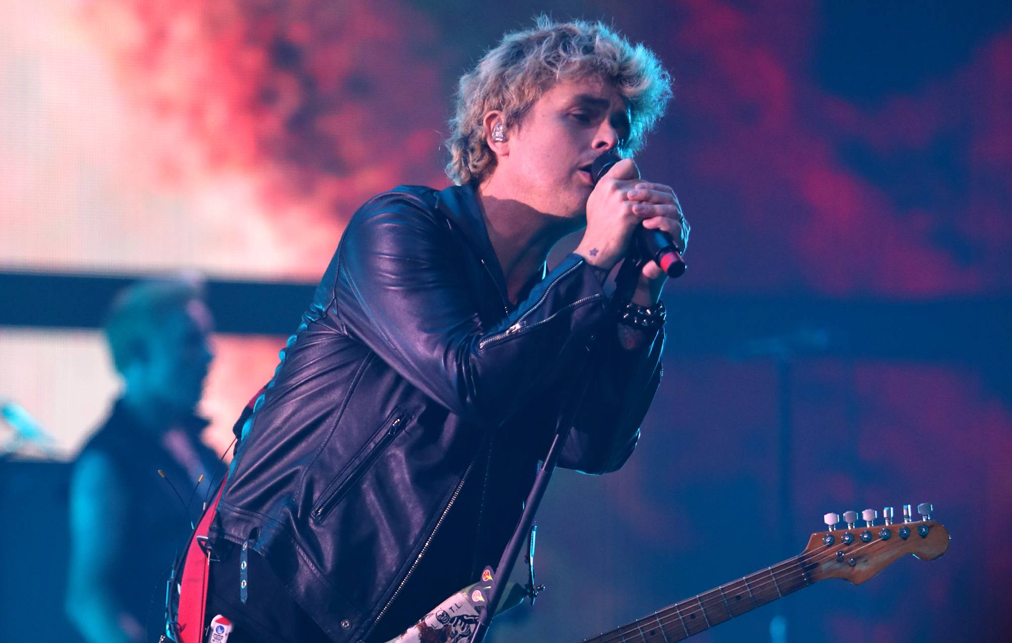 Billie Joe Armstrong reacts to emo revival: “My Chemical Romance just broke up!”