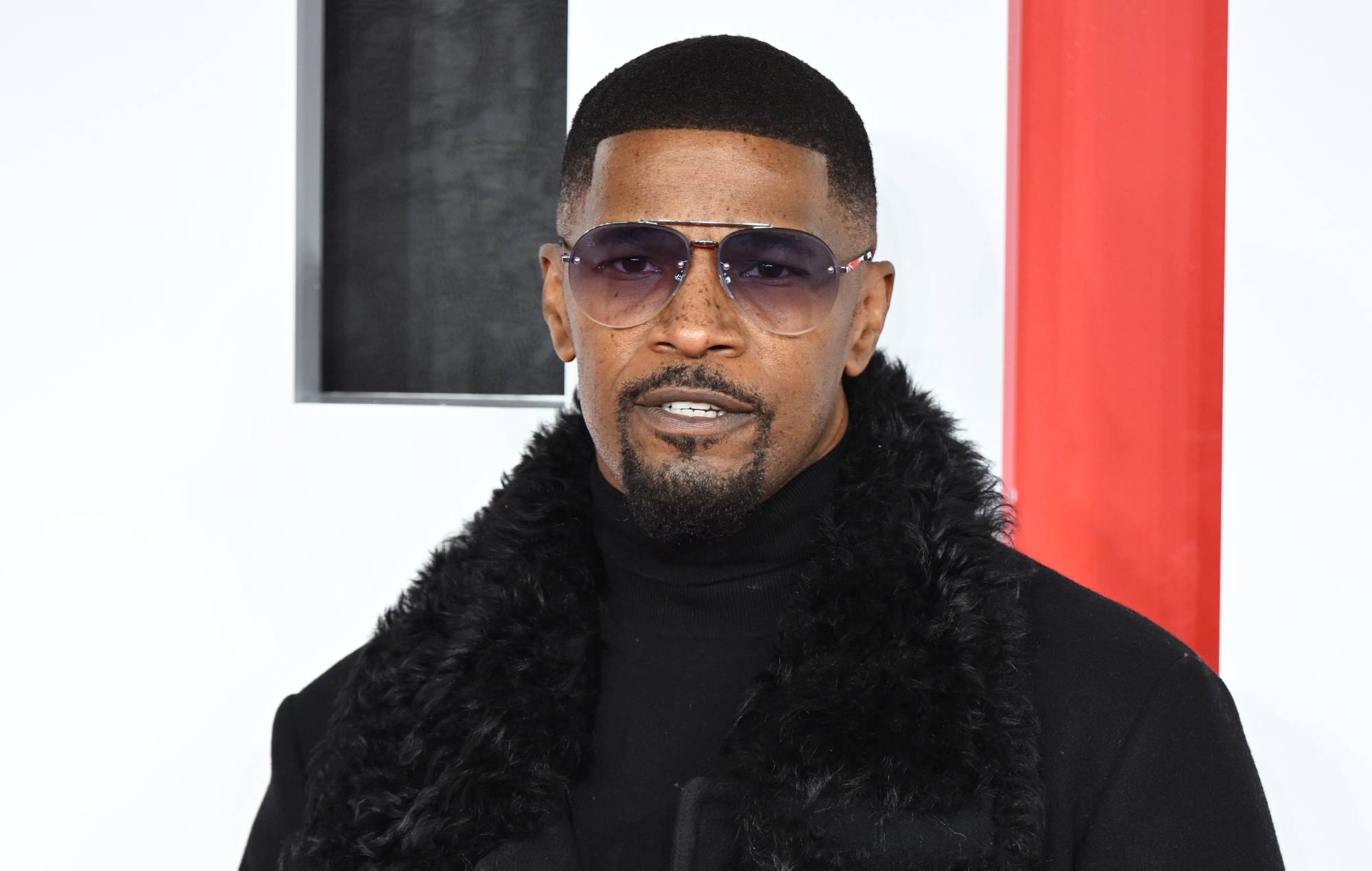 Jamie Foxx says he “saw the tunnel” during mystery debilitating illness