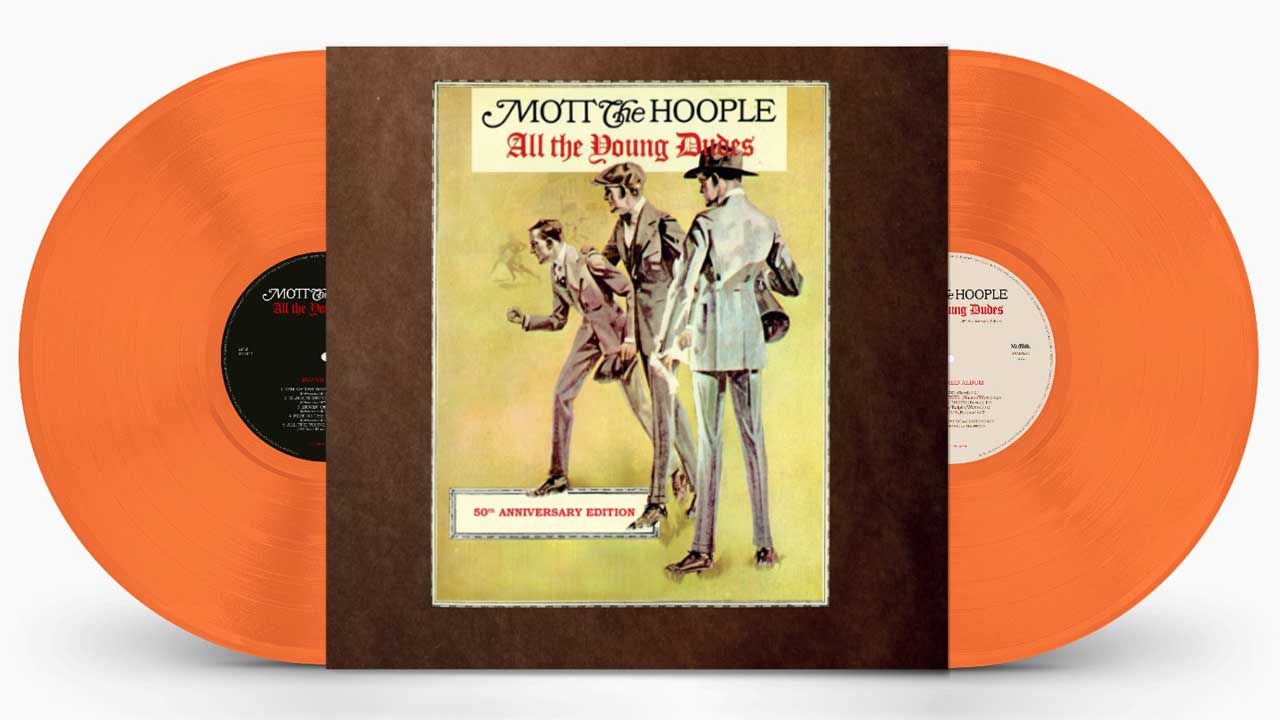 “As an album it’s pretty good but as a handbook for Mott’s future it’s fantastic”: Mott The Hoople’s All The Young Dudes (50th Anniversary Edition)