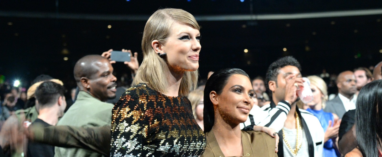 Taylor Swift Fans Are Flooding Kim Kardashian’s Instagram Comments With A Certain Emoji As The ‘Famous’ Feud Resurfaces