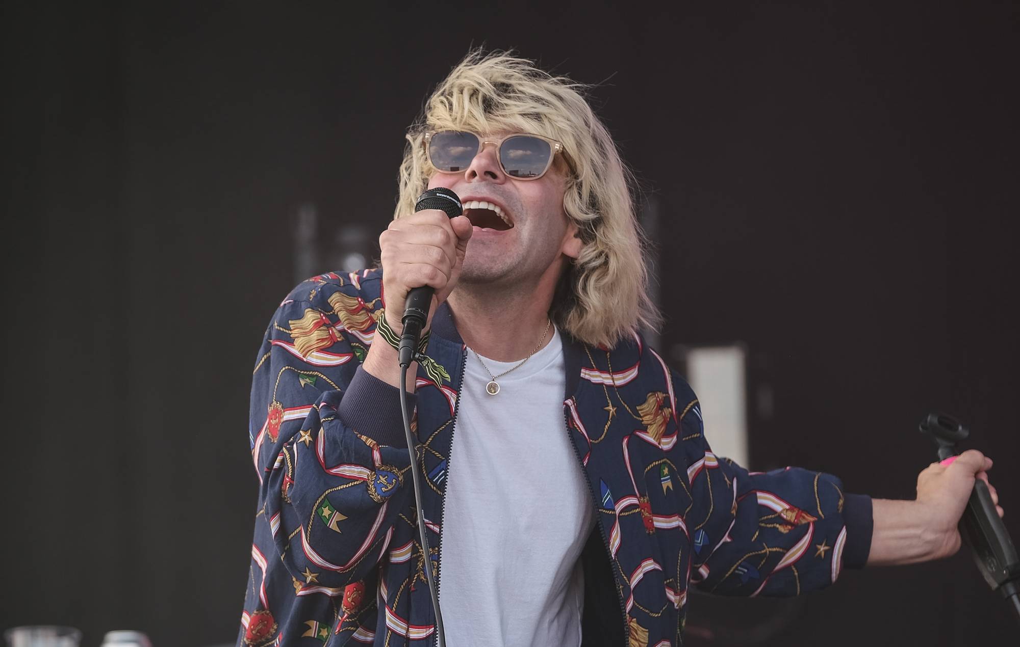 Watch The Charlatans’ impromptu performance at a Manchester train station