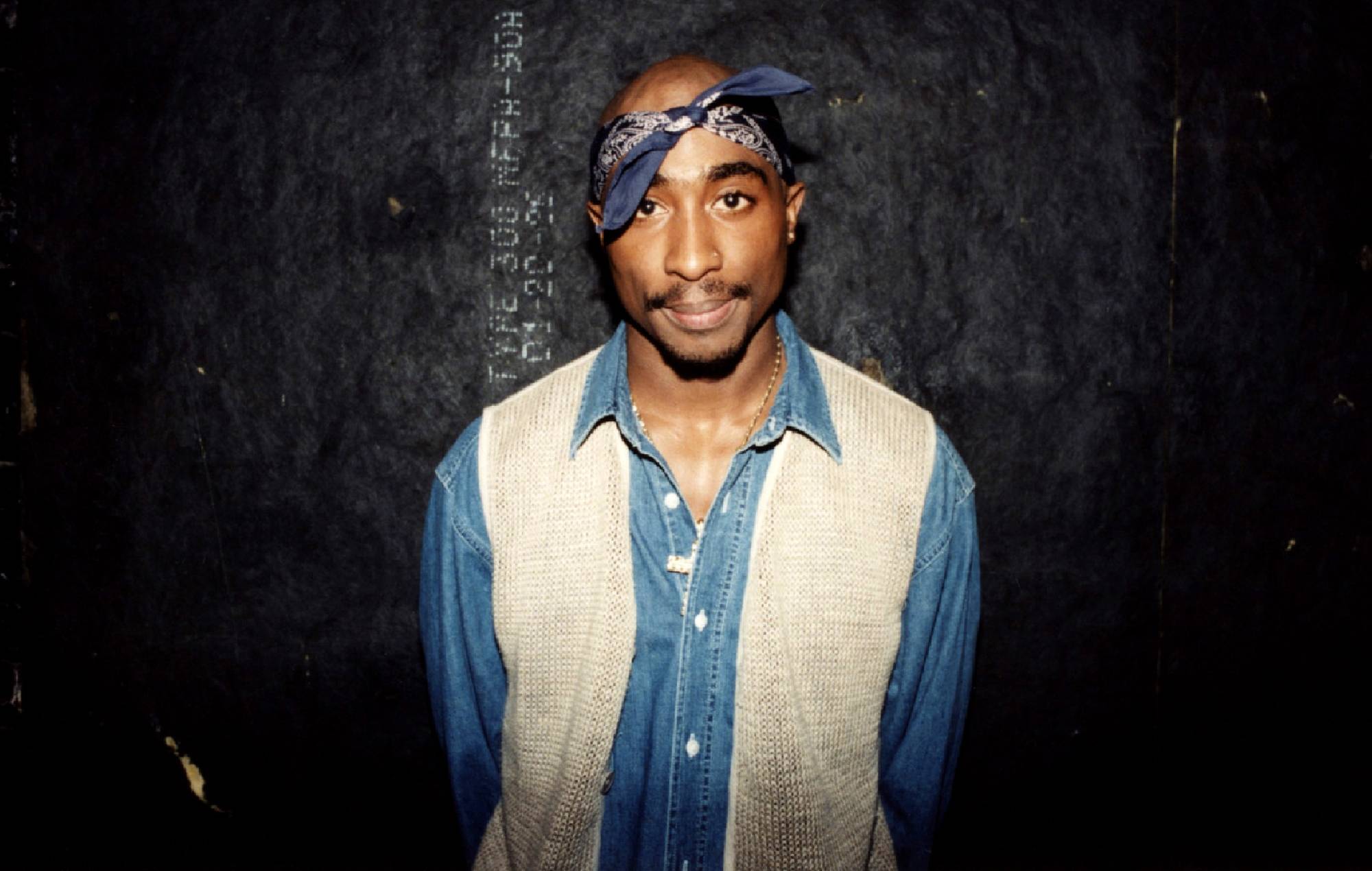 Tupac Shakur murder suspect says past comments were “entertainment”, asks to house arrest