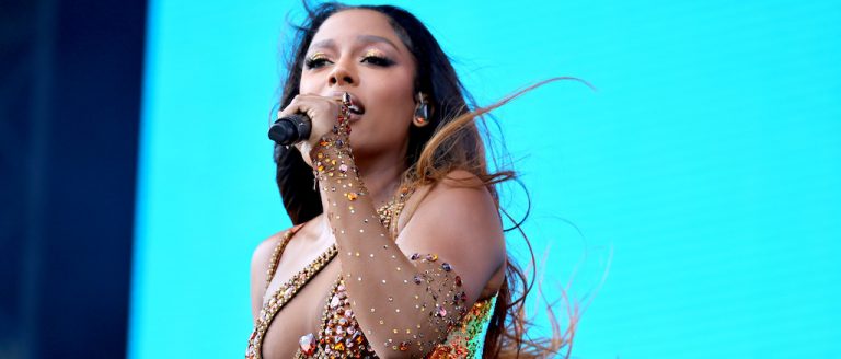 Victoria Monét Revealed She Has 2 Of Ariana Grande’s 7 (Or In This Case, 8) Rings