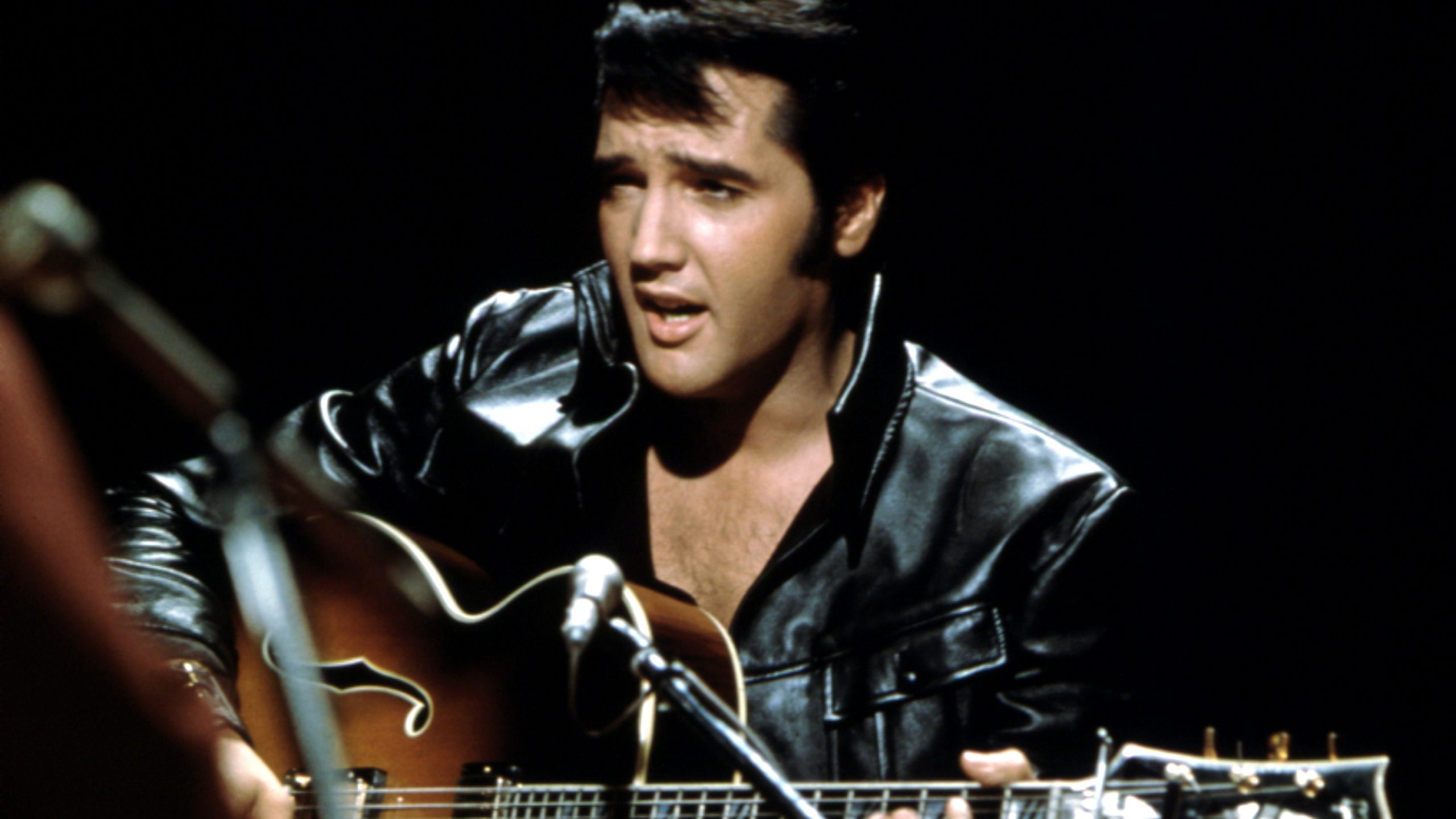 “A next-generation tribute to the musical legend”: an Elvis Presley hologram show is set to premiere in London