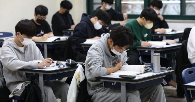 Korean Students Sue Government After Exam Ended Early