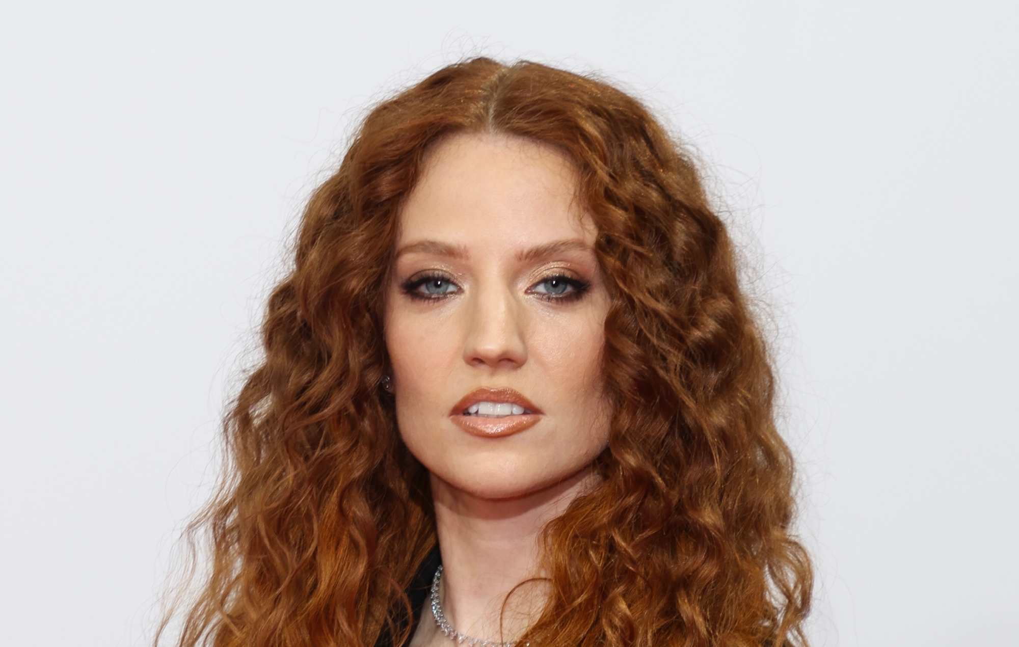 Jess Glynne “fell out of love with music” during 2019 world tour