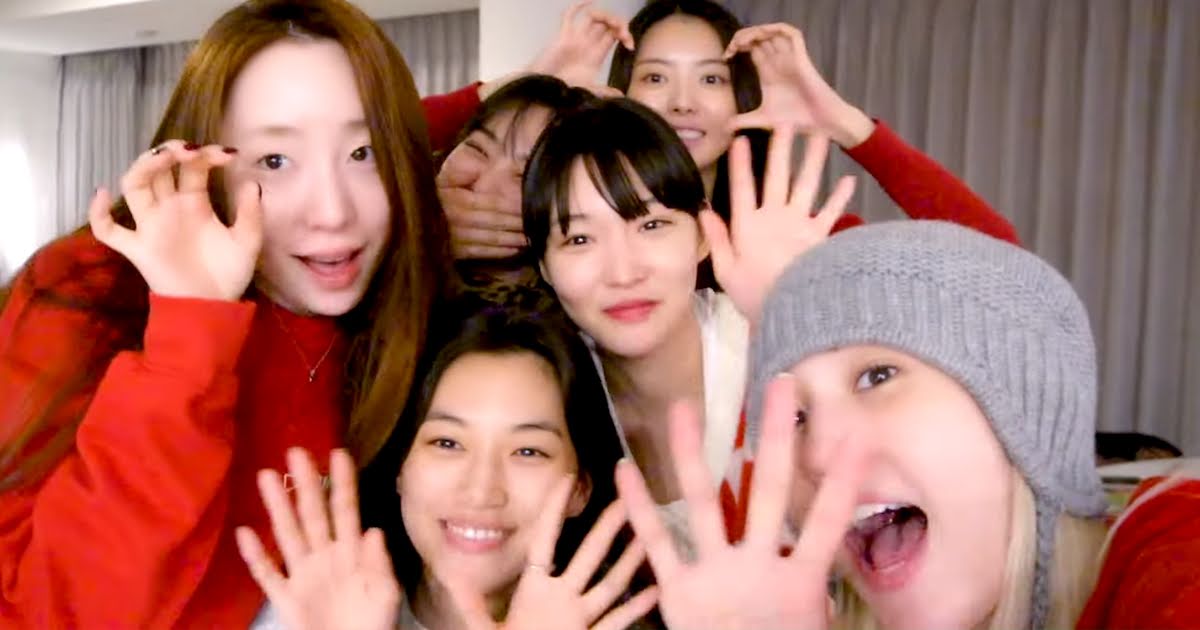 Fans Emotional Over New Footage Of I.O.I Members’ Recent Reunion