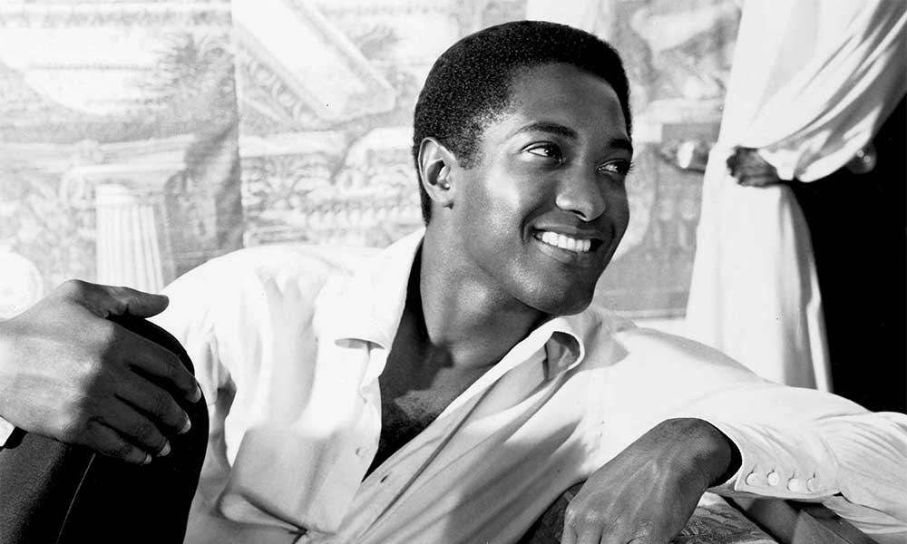 ‘Shake’: Sam Cooke’s Heartbroken Fans Give Him A Posthumous Hit