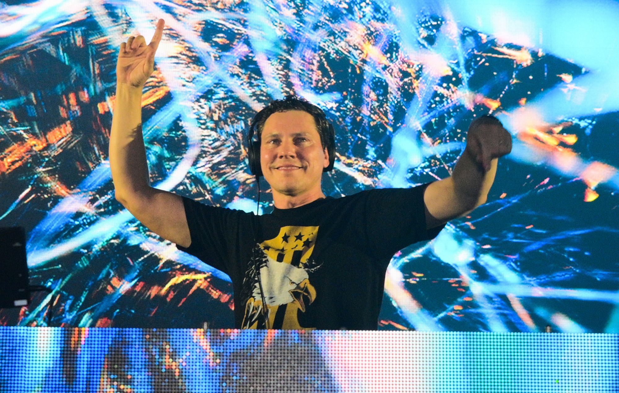 Tiësto will be Super Bowl’s first-ever in-game DJ