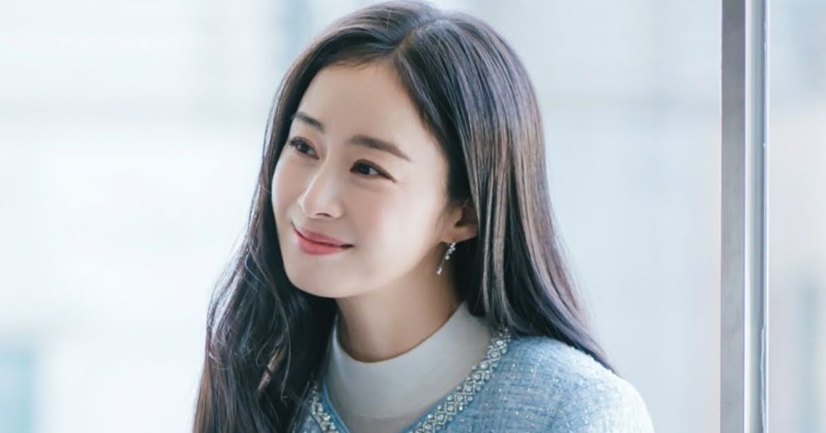 Netizens Want To See Kim Tae Hee And Shin Hye Sun In A Drama Together— Here’s Why