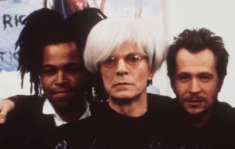 David Bowie played ‘Outside’ to Jeffrey Wright and Gary Oldman before it was released