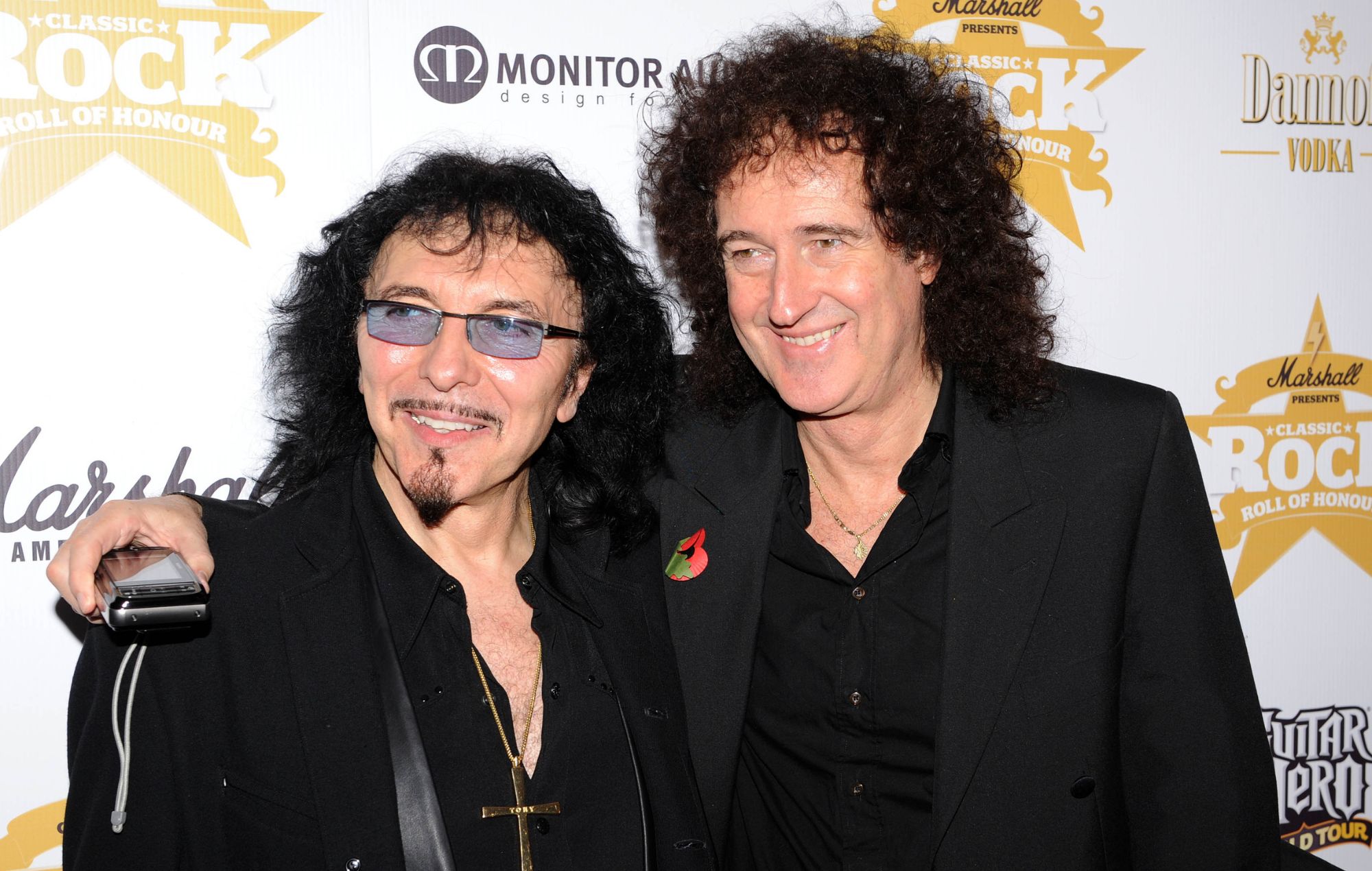 Queen’s Brian May joins Black Sabbath’s Tony Iommi for ‘Paranoid’ performance