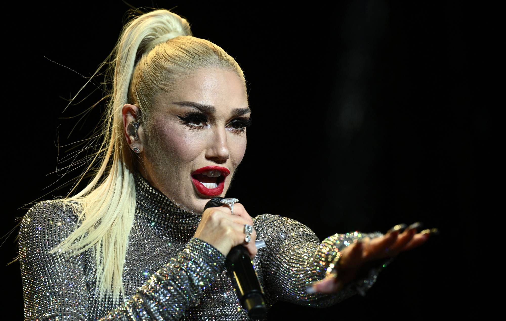 Gwen Stefani on No Doubt reunion: “It just happened so fast”