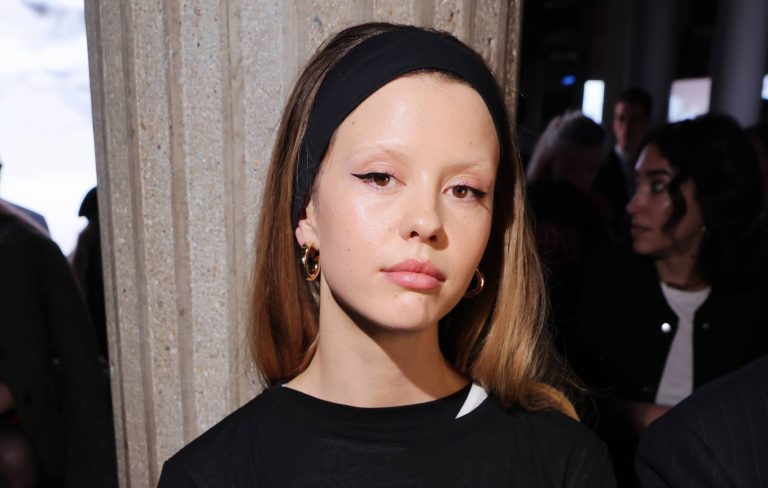 Mia Goth accused of kicking background actor in head during ‘MaXXXine’ filming